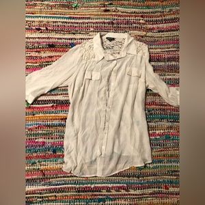 Unique spectrum laced beige button up top